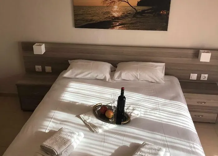 Lägenhet Siviri Rooms